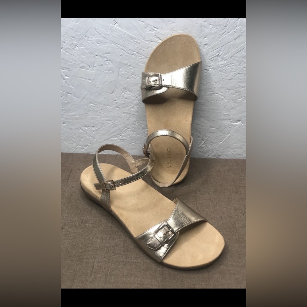 *See Description Vionic Alita Women's Sandals Metallic Gold Leather Size 11W
